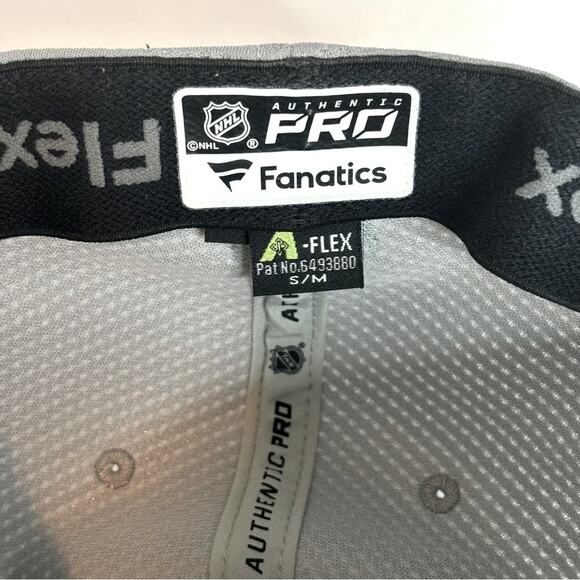 NHL Washington Capitals Gray Purple Hockey Fights Cancer Fitted Flex Hat S/M - Picture 11 of 11